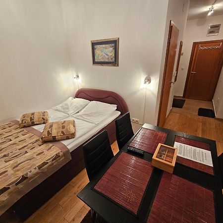 Apartments Rapid 亚霍里纳 外观 照片