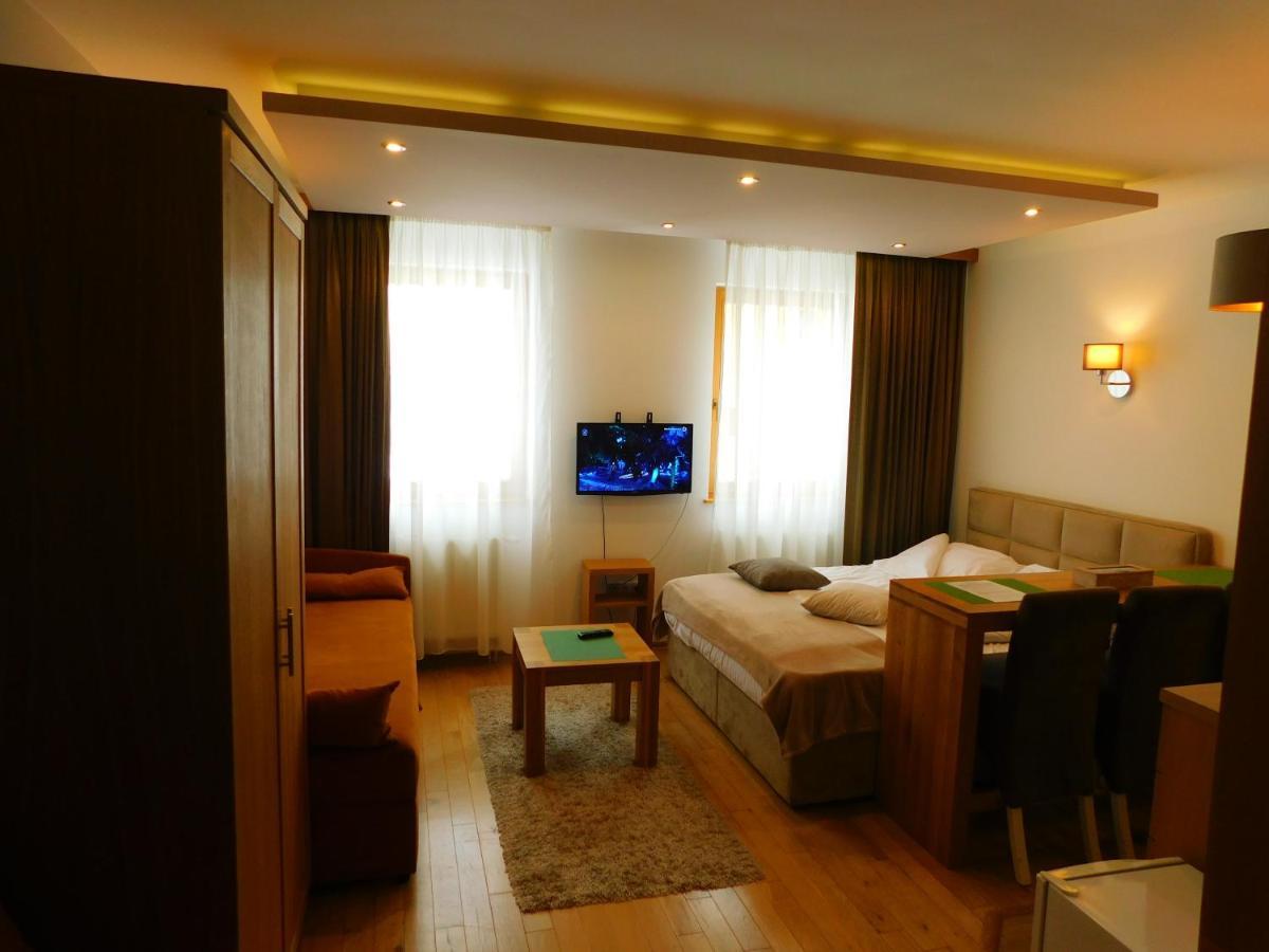 Apartments Rapid 亚霍里纳 外观 照片